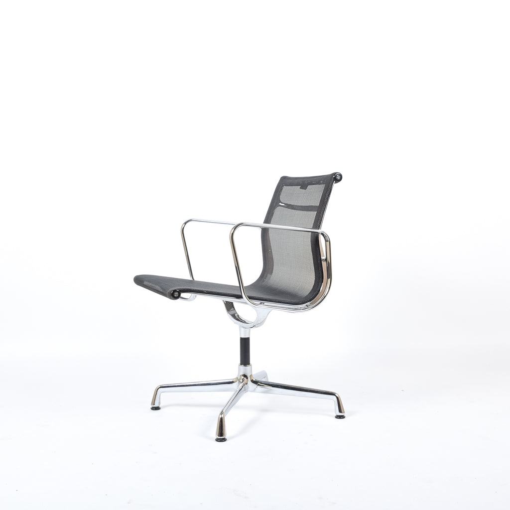 Vitra | EA 108 Besucherstuhl