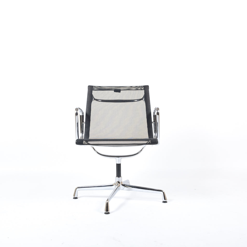 Vitra | EA 108 Besucherstuhl