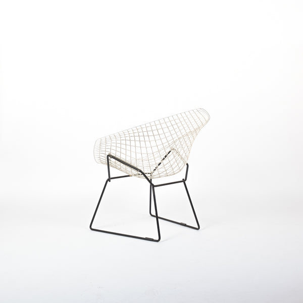 Knoll International | Bertoia Diamond Chair