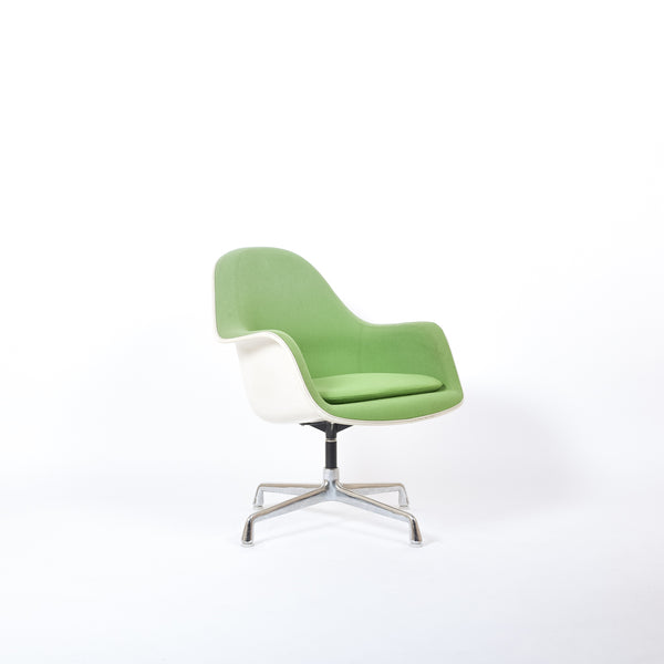 Herman Miller | Eames Loose Cushion Drehstuhl