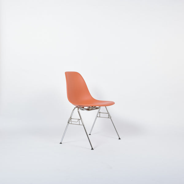 Vitra | Eames | Plastic Side Chair DSS