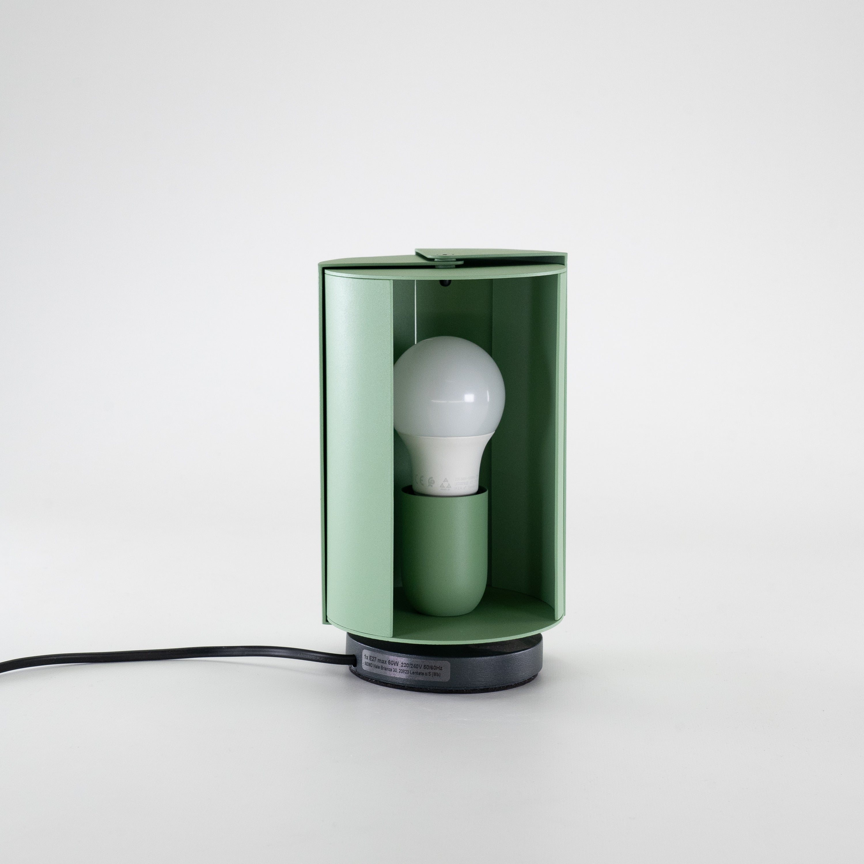 Nemo | Pivotante à Poser Table Lamp