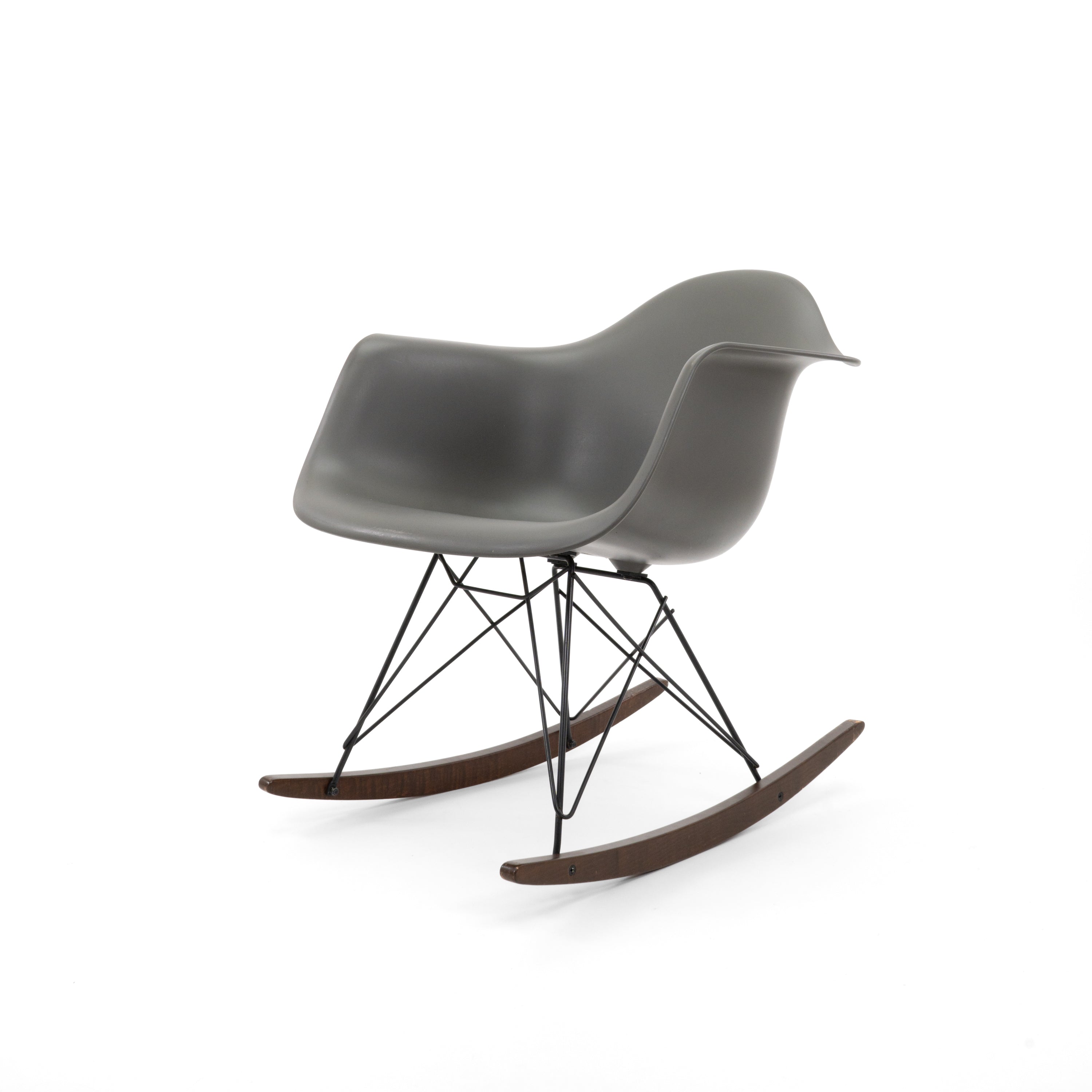 RARPlasticArmChair-Vitra-BZustand-GestellSchwarz-SchaleGranitgrau-01.jpg