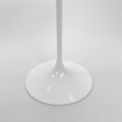 Knoll International | Saarinen Side Table