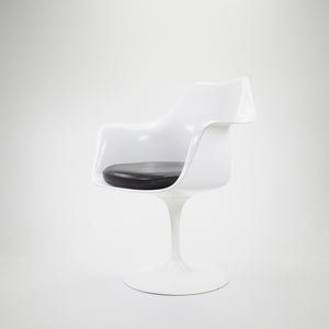 Saarinen Tulip Armchair | Knoll International | 1060-4