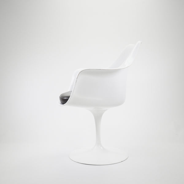 Saarinen Tulip Armchair | Knoll International | 1060-4