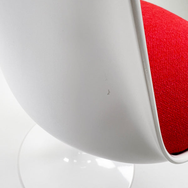 Saarinen Tulip Chair | Knoll International | 1043-3