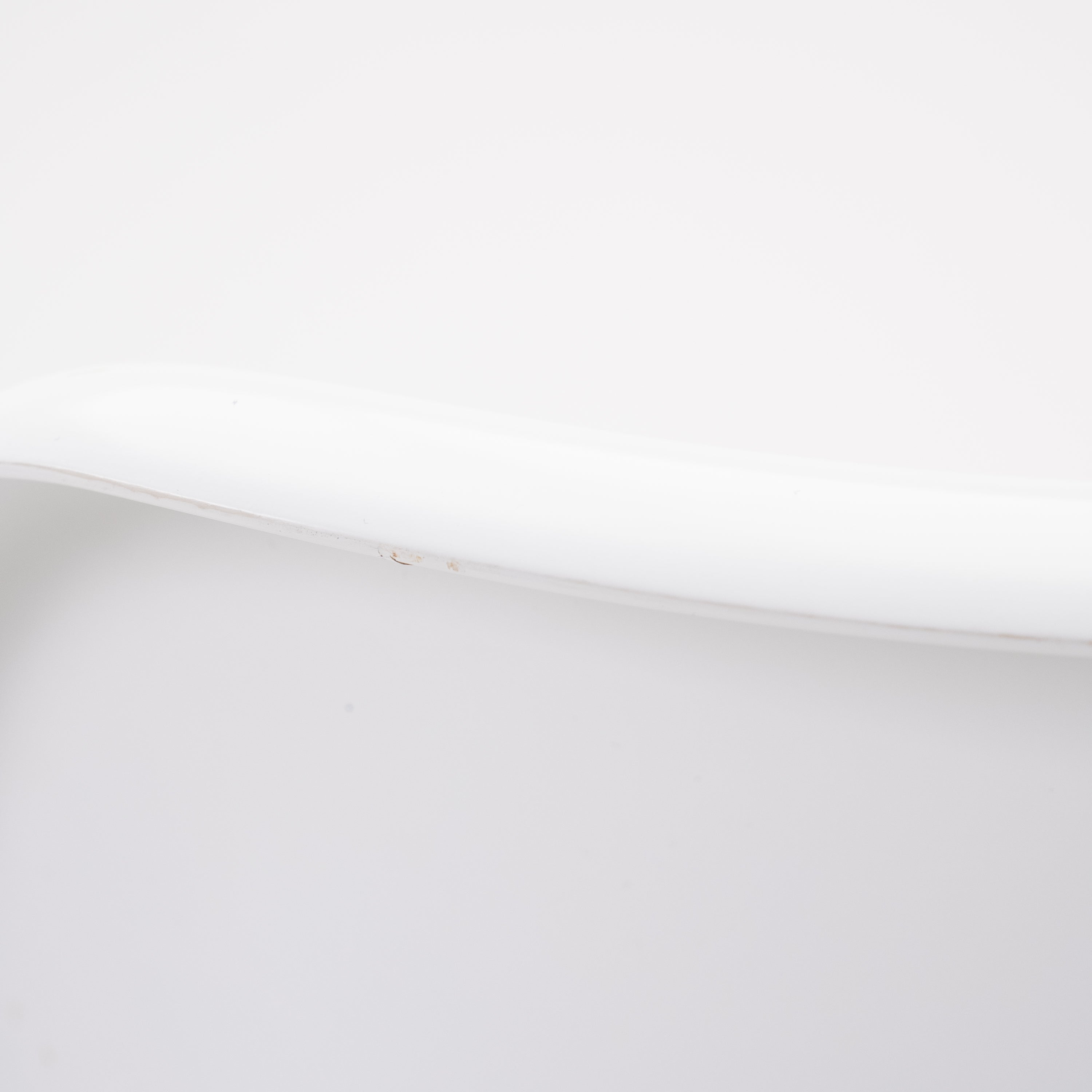 Knoll International | Saarinen Tulip Chair