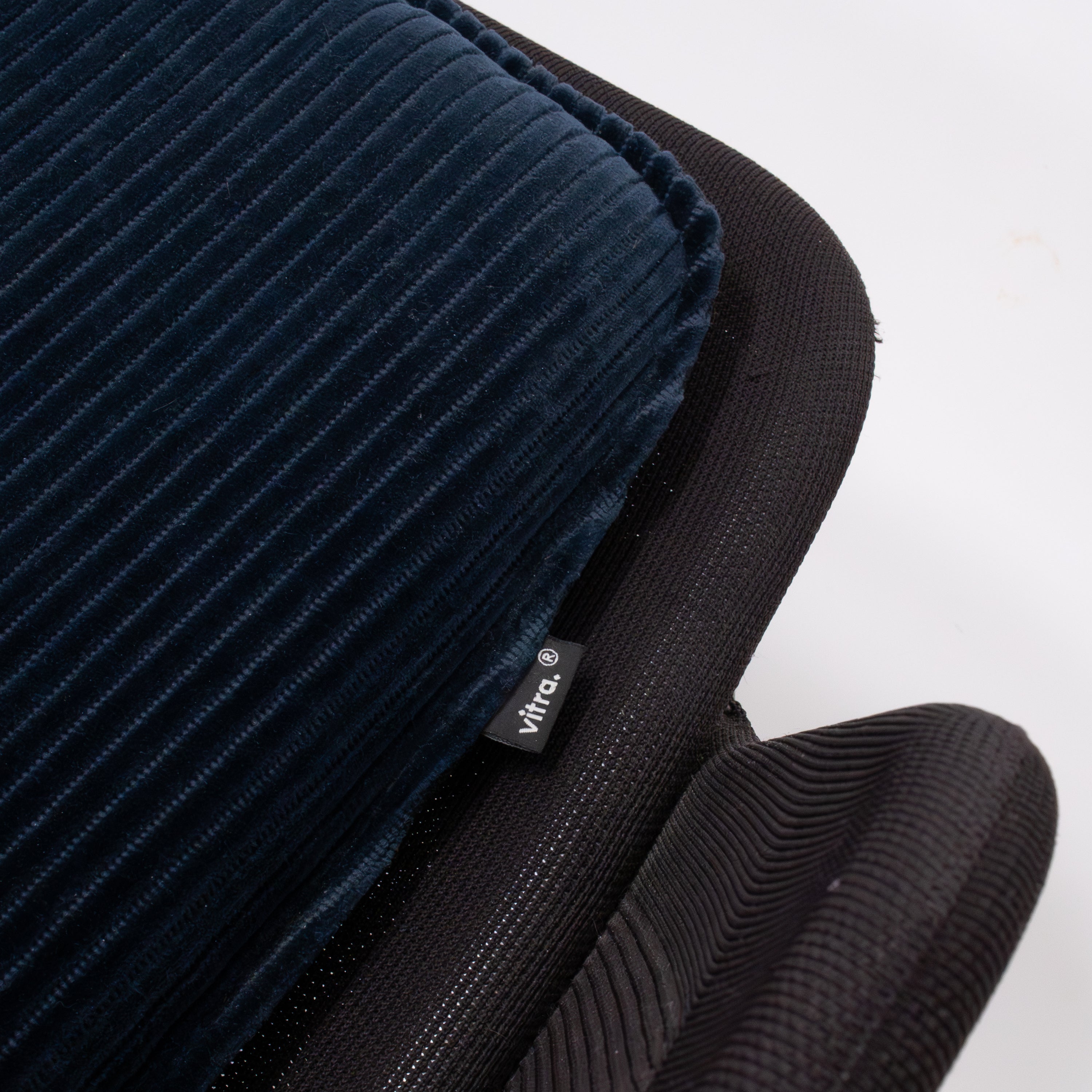 Vitra | Slow Chair