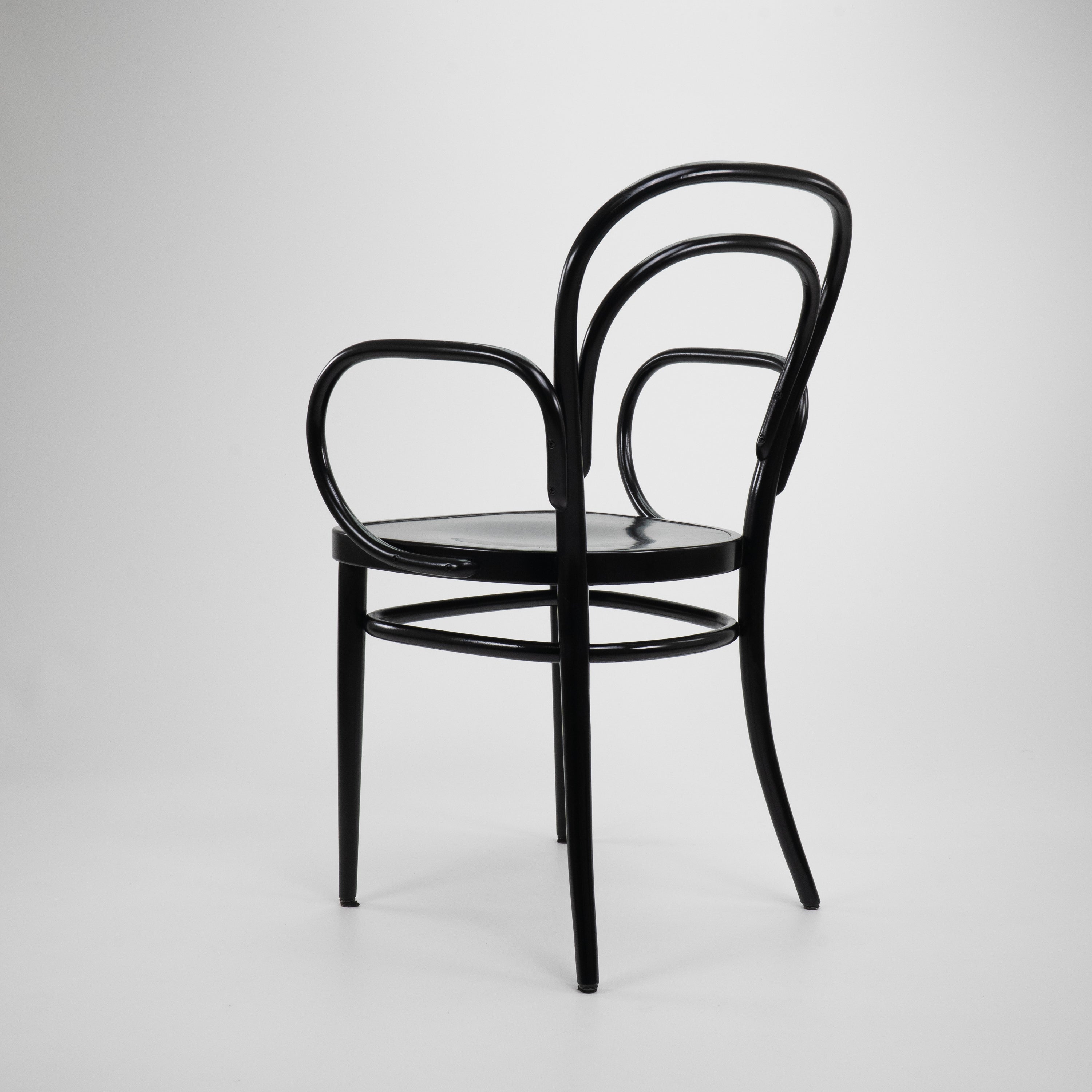 Thonet | 214 Armchair