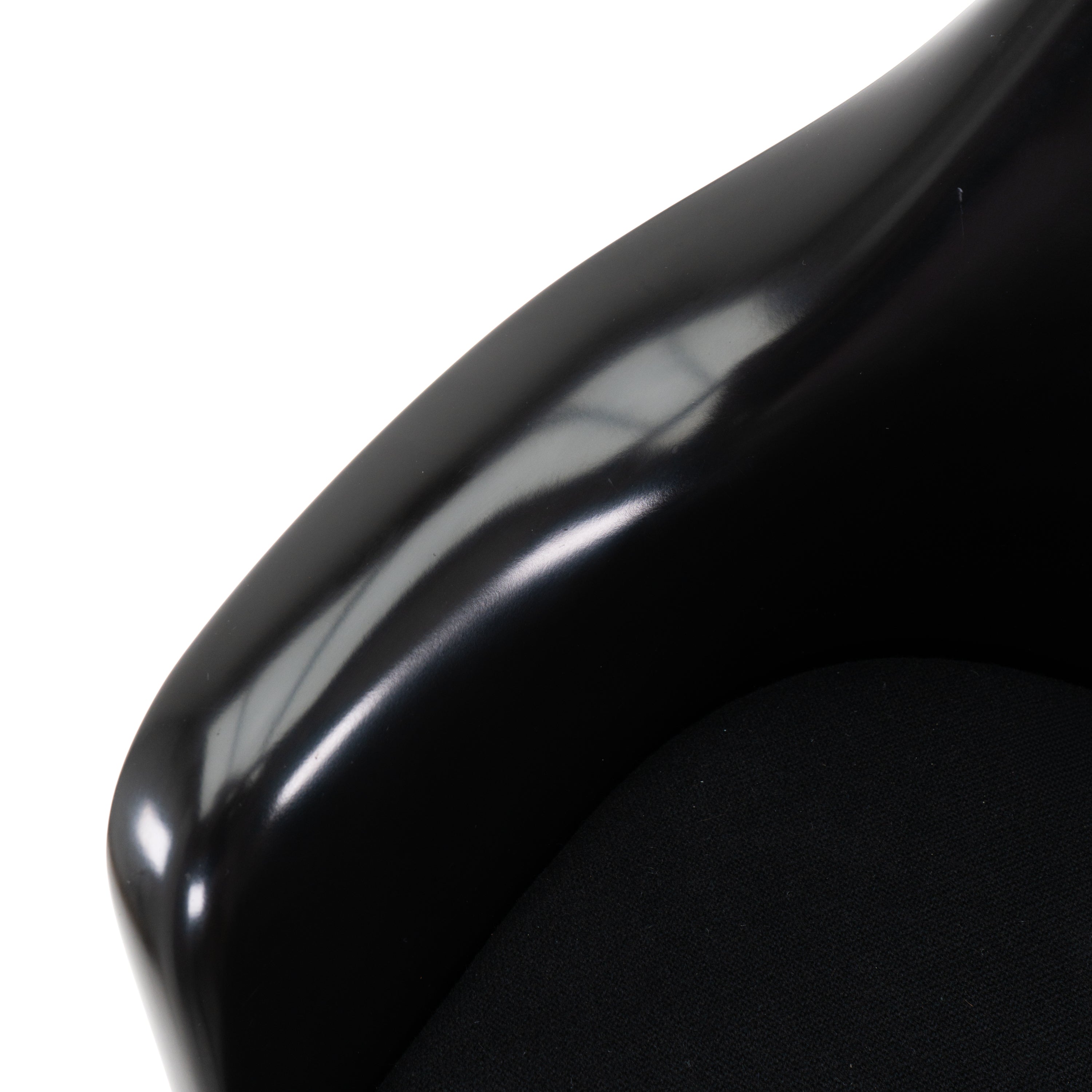 Knoll International | Tulip Arm Chair