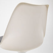 Knoll International | Saarinen Tulip Chair