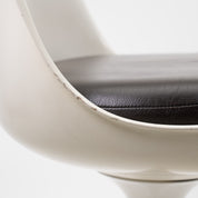 Knoll International | Saarinen Tulip Chair