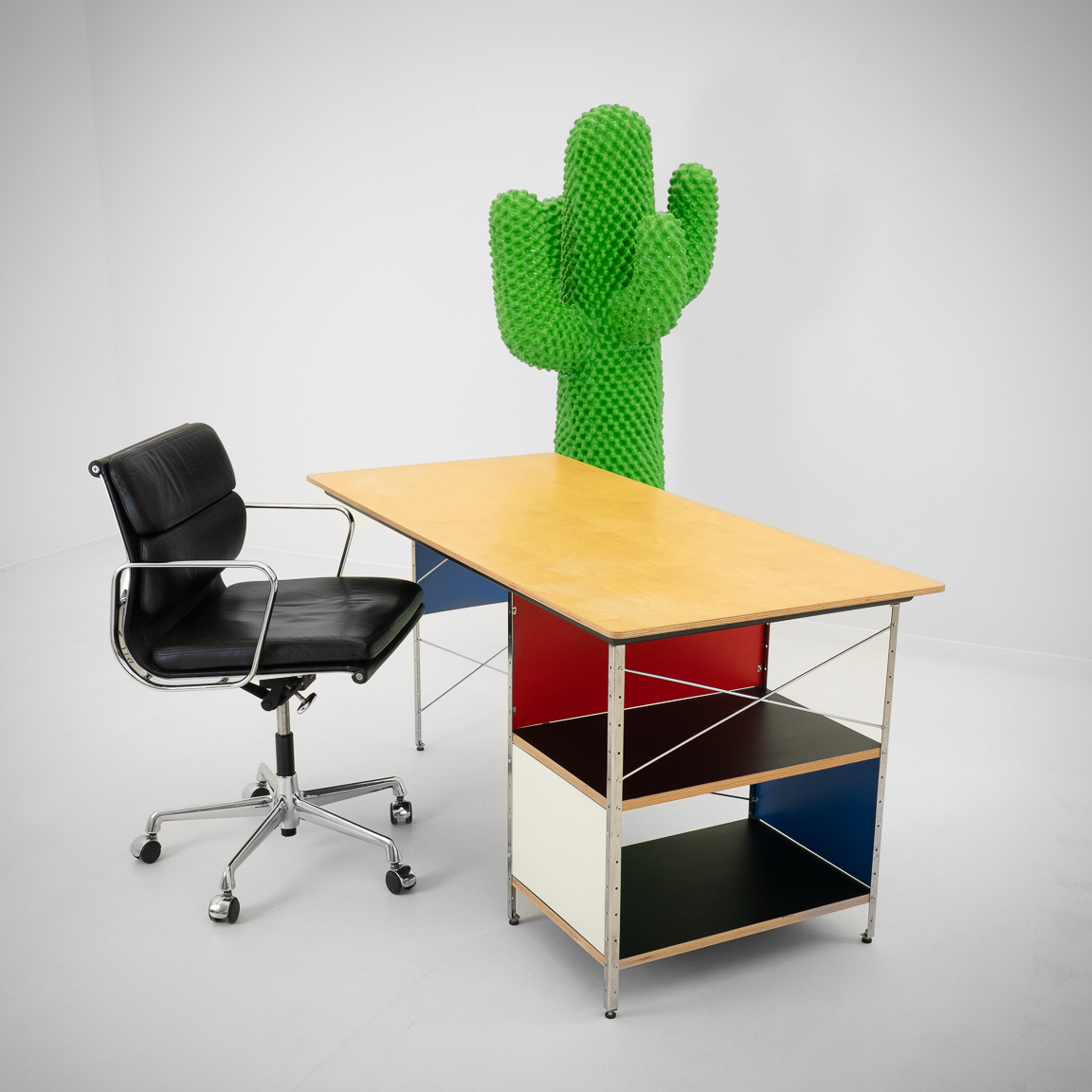 Webshop_STL_Desktop_-_Office_Set_Up.png