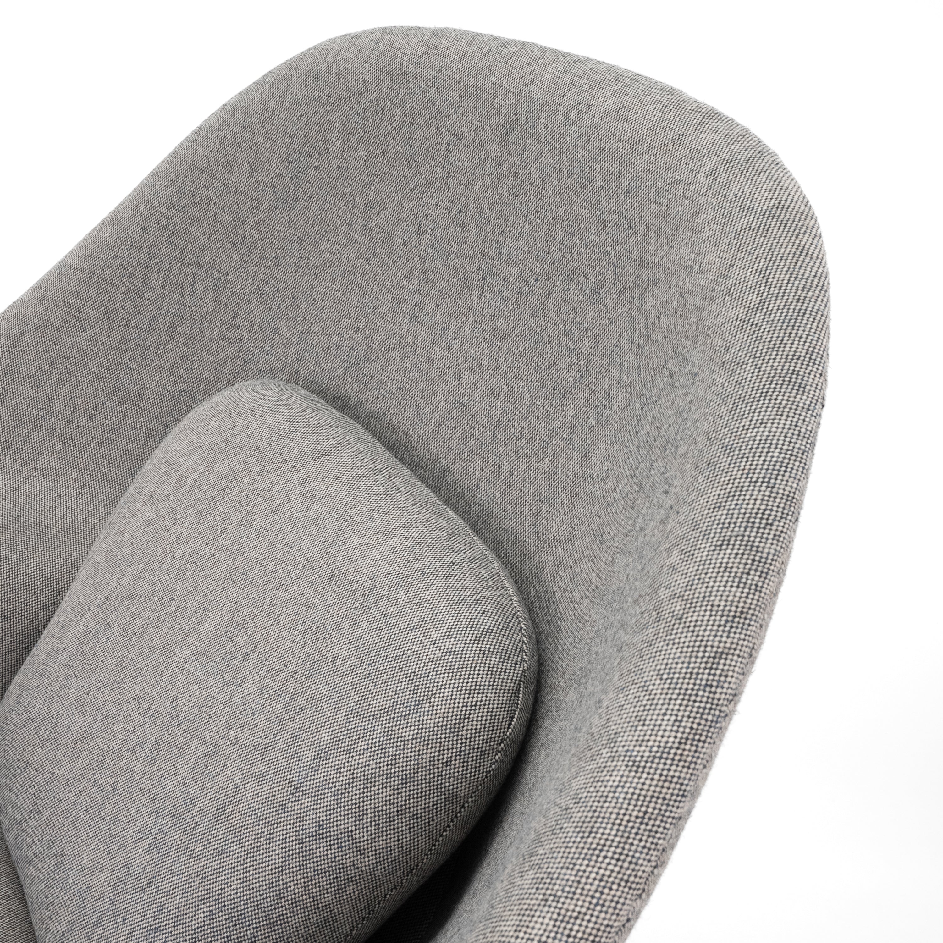 Knoll International | Womb Chair mit Ottoman