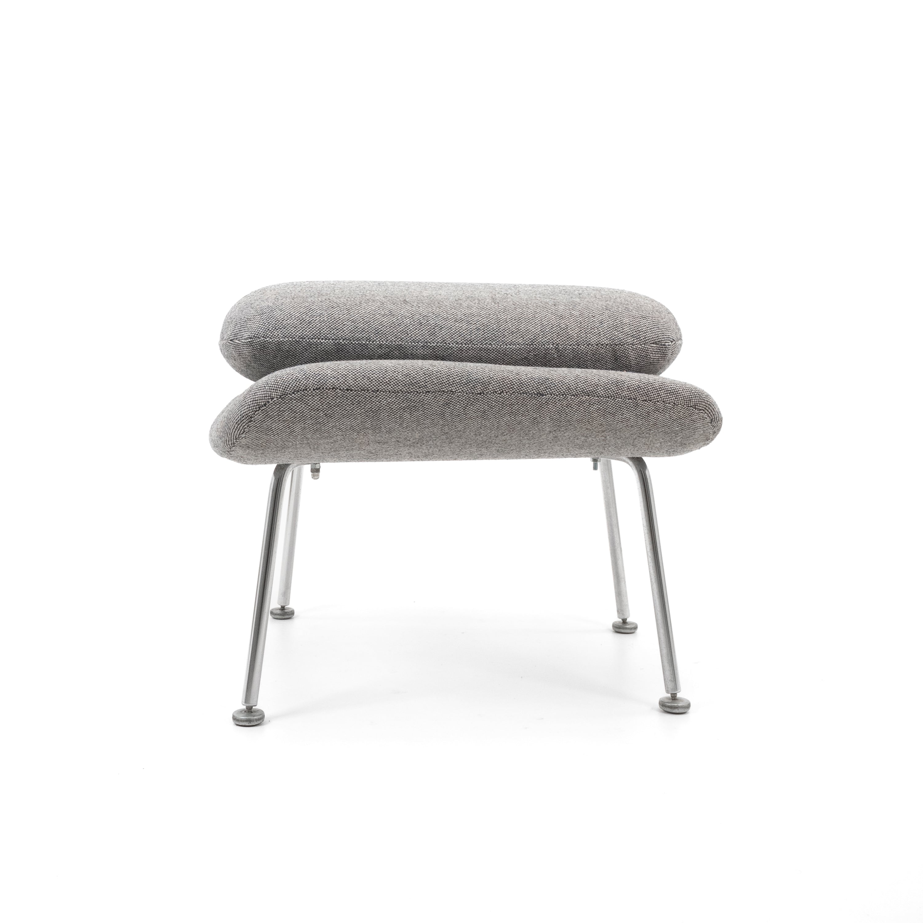 Knoll International | Womb Chair mit Ottoman