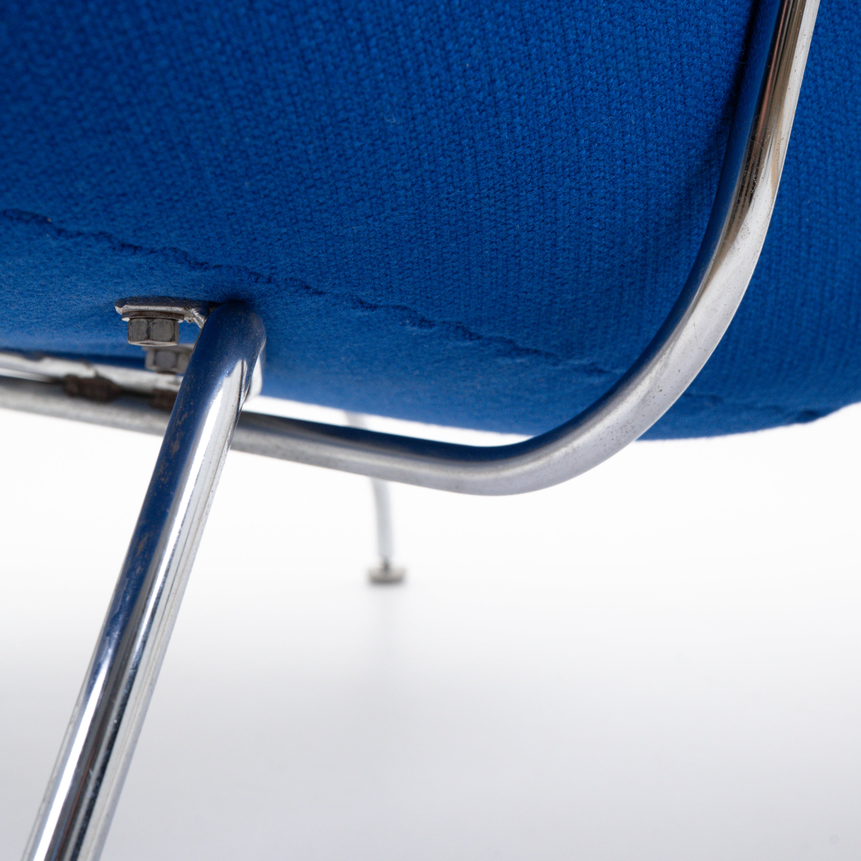 Knoll International | Womb Chair mit Ottoman