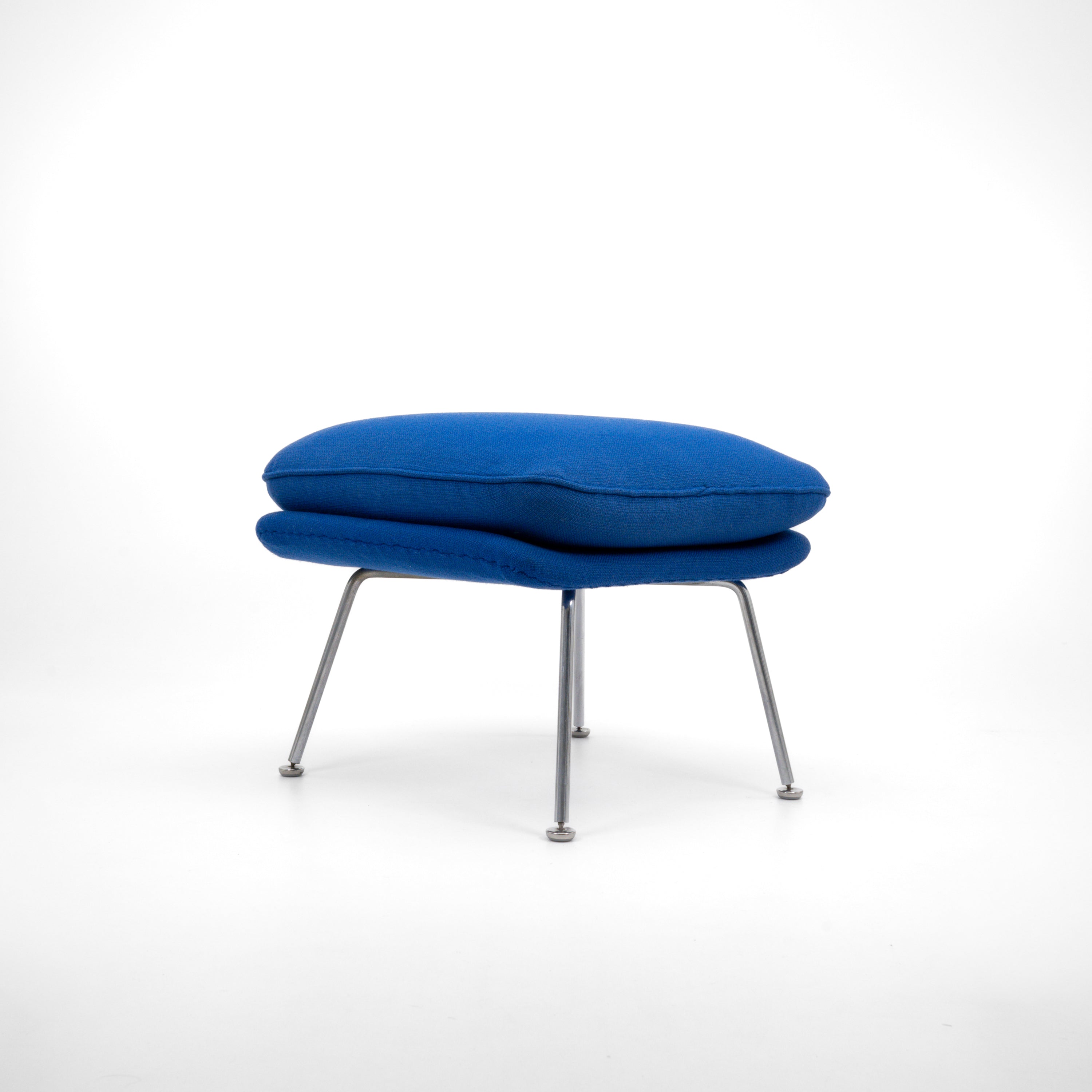 Knoll International | Womb Chair mit Ottoman
