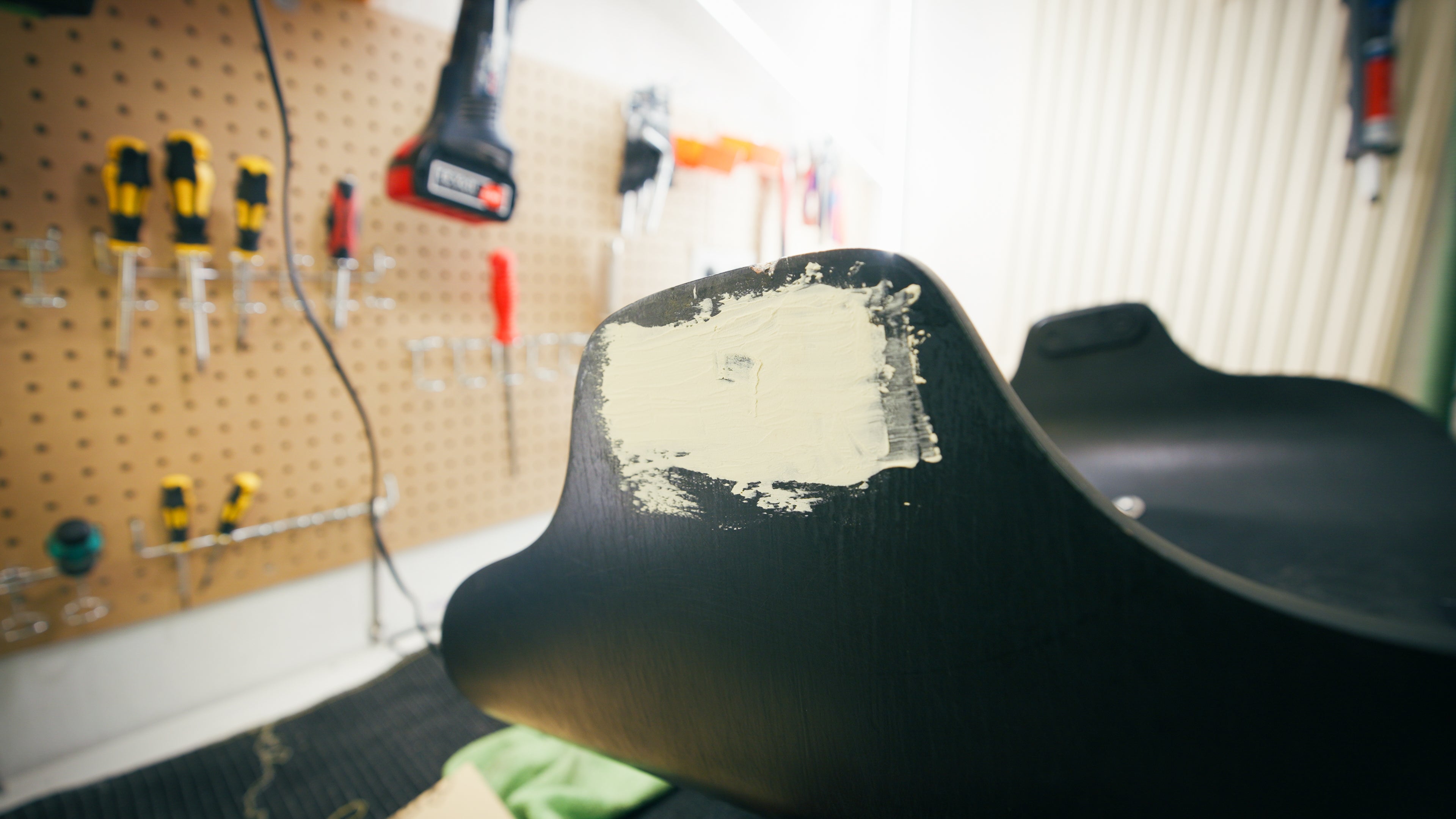 Youtube_Thumbnail_Patina_Lounge_Chair_Repair.jpg