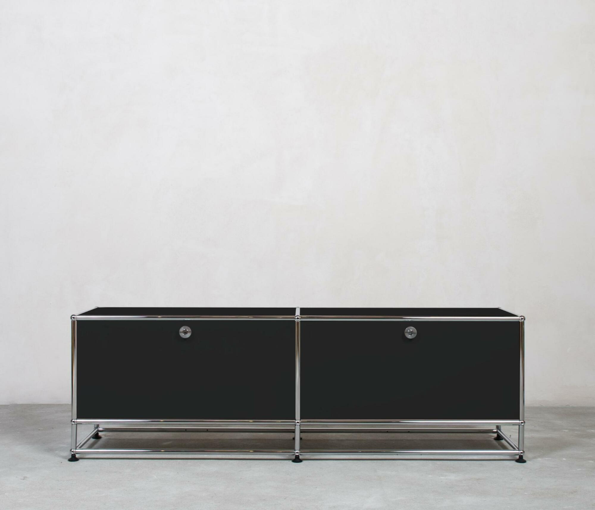 USM Haller | Sideboard | 1x2 Fächer mit Unterbau